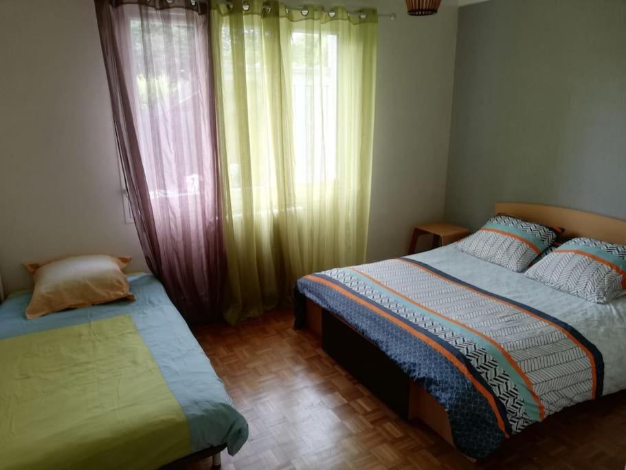 Appartement Dans Villa 波城 外观 照片