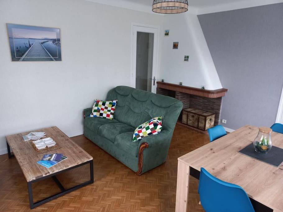 Appartement Dans Villa 波城 外观 照片