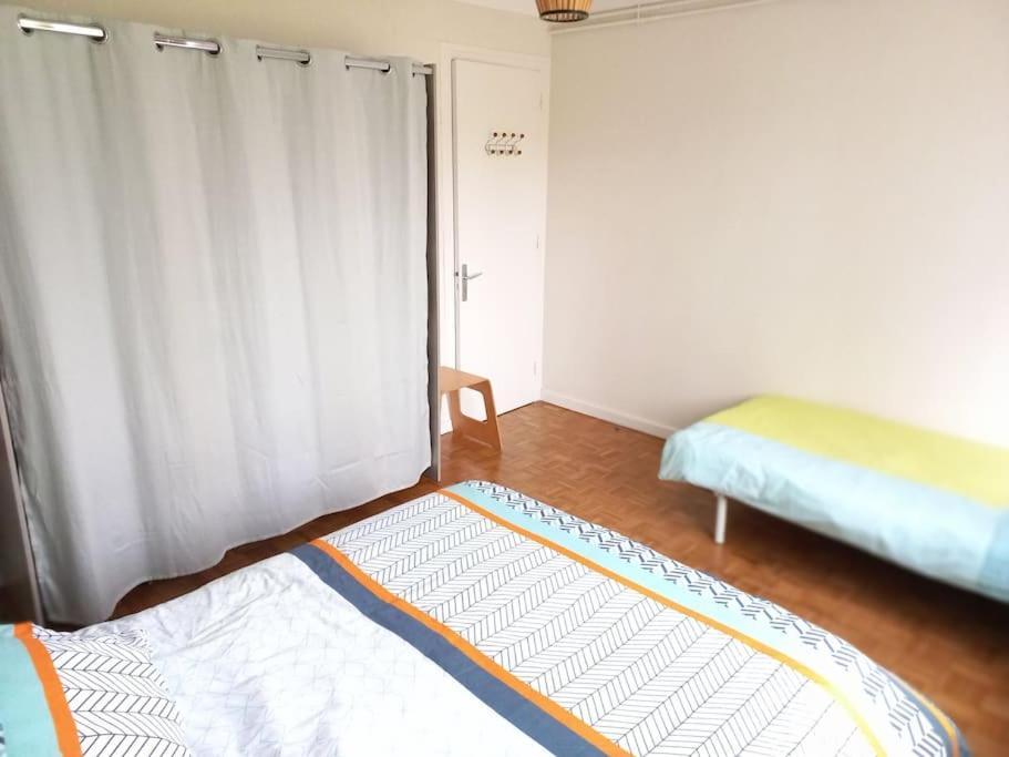 Appartement Dans Villa 波城 外观 照片